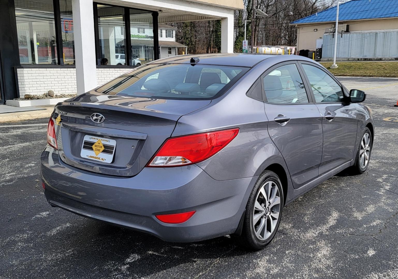 2017 Gray /Silver Hyundai Accent Value Edition (KMHCT4AE0HU) with an 1.6 Liter I4 DI engine, Auto, 6-Spd w/Overdrive transmission, located at 341 N White Horse Pike, Lawnside, NJ, 08045, (856) 262-9500, 39.855621, -75.027451 - Photo#4